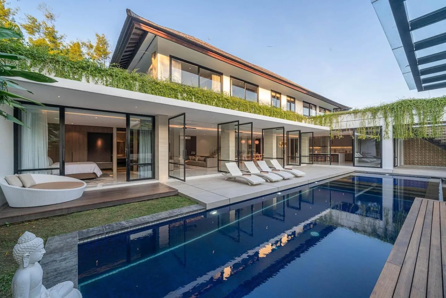 Sujiva Estate - Tranquil 5Br Villa W Huge Pool! Seminyak