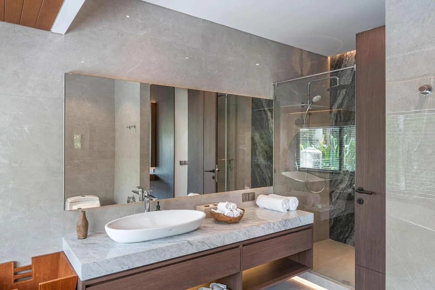 Sujiva Estate - Tranquil 5Br Villa W Huge Pool! Seminyak  Seminyak (Bali)